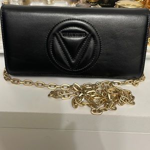Mario Valentino Black Leather WOC.